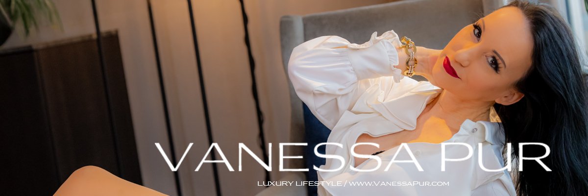 VanessaPur's profile banner image