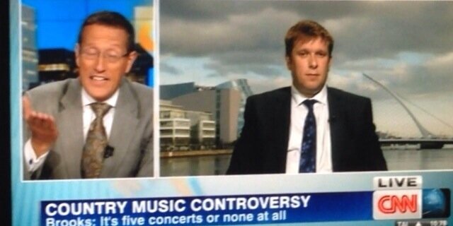 Adrian Cummins 🇮🇪🇪🇺🇵🇸 banner