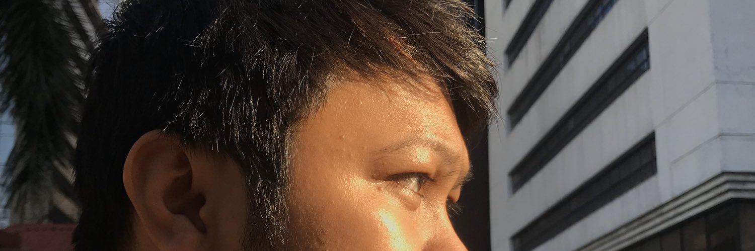 renzieeB's profile banner image