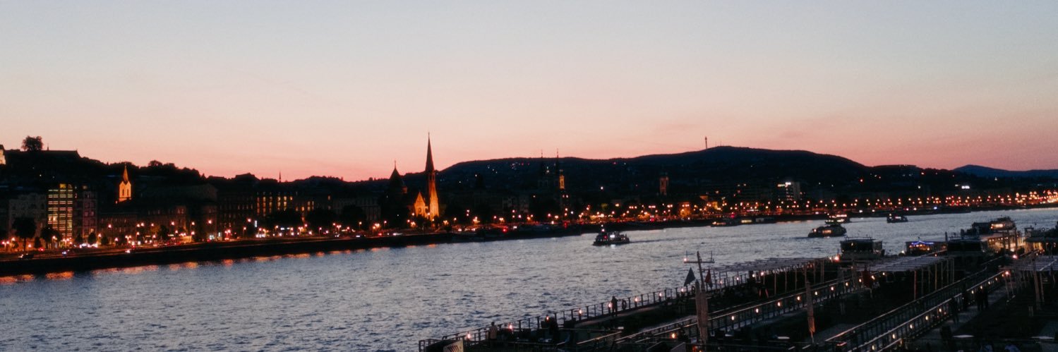 gabiballock_'s profile banner image