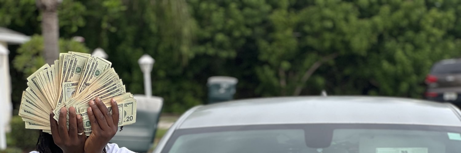 TroubleeGiirl's profile banner image
