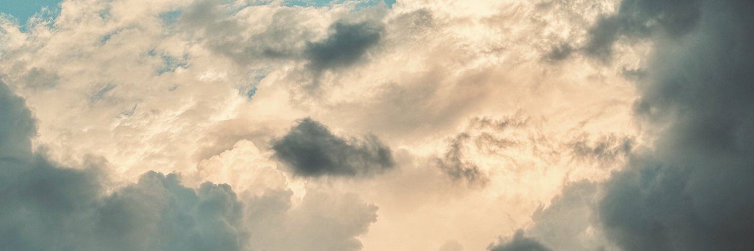 auroaga's profile banner image