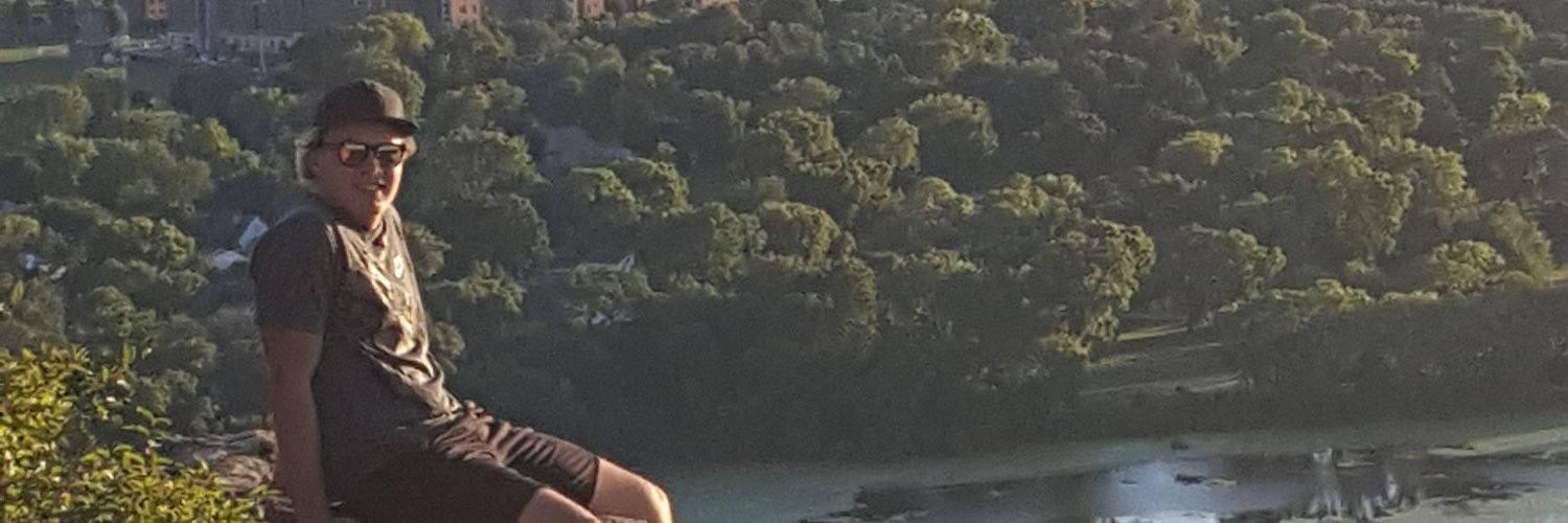 Sam_Radenz4's profile banner image