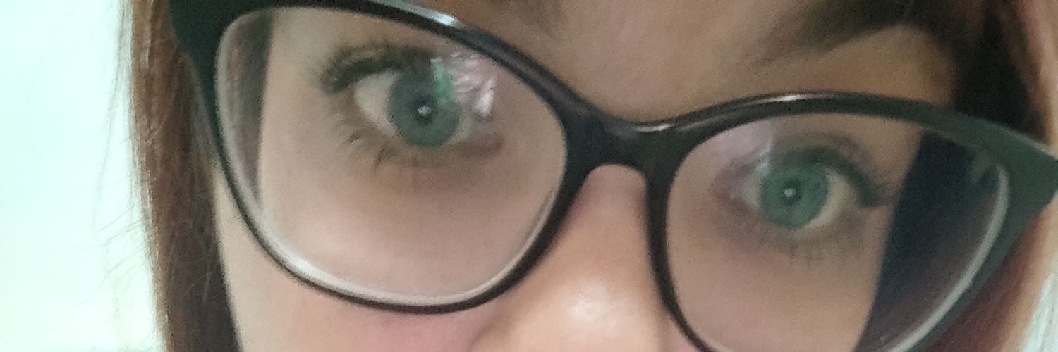 charicasado's profile banner image