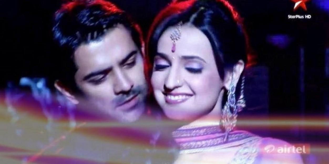 danyala_adel's profile banner image