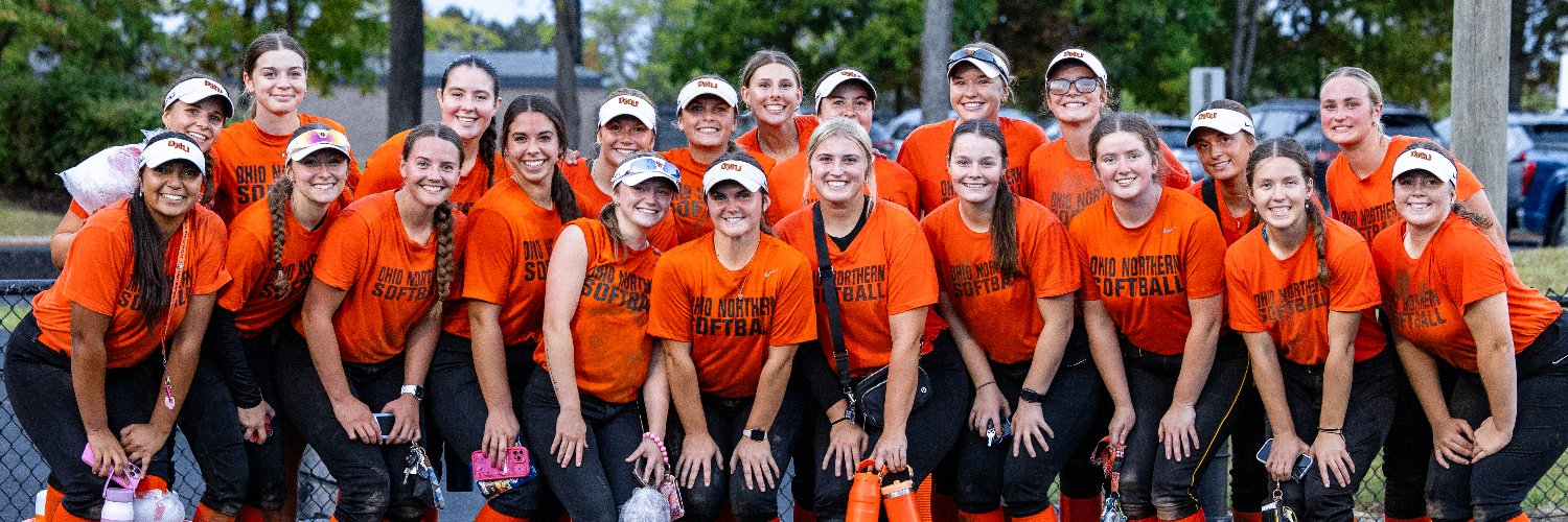 Summer Collins banner