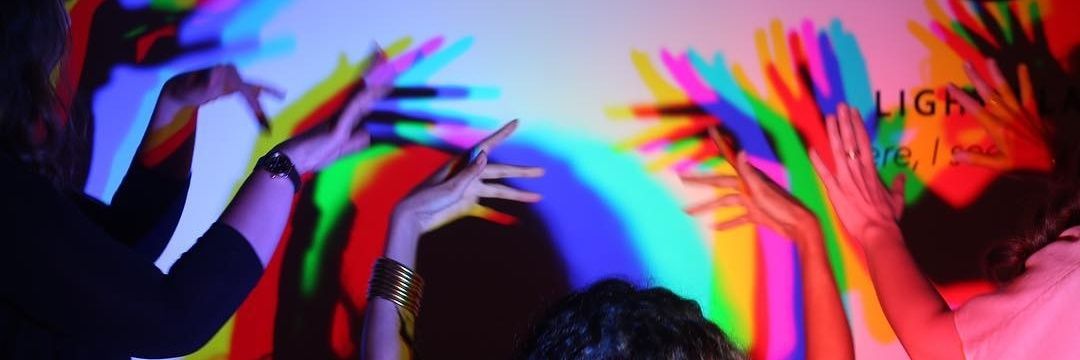 Comet Confetti banner