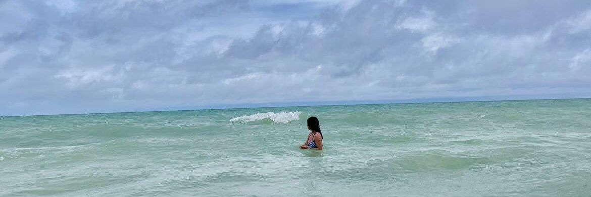 leshleyss's profile banner image