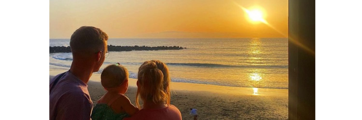 _hollytobin's profile banner image