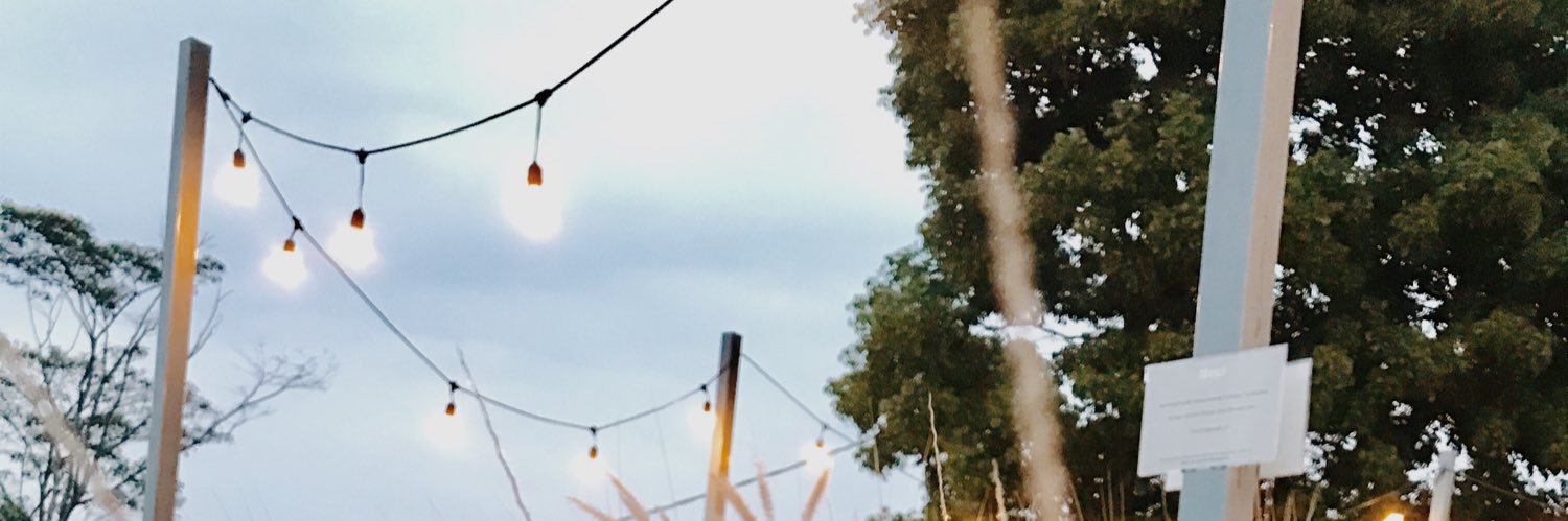 novitaputrian's profile banner image