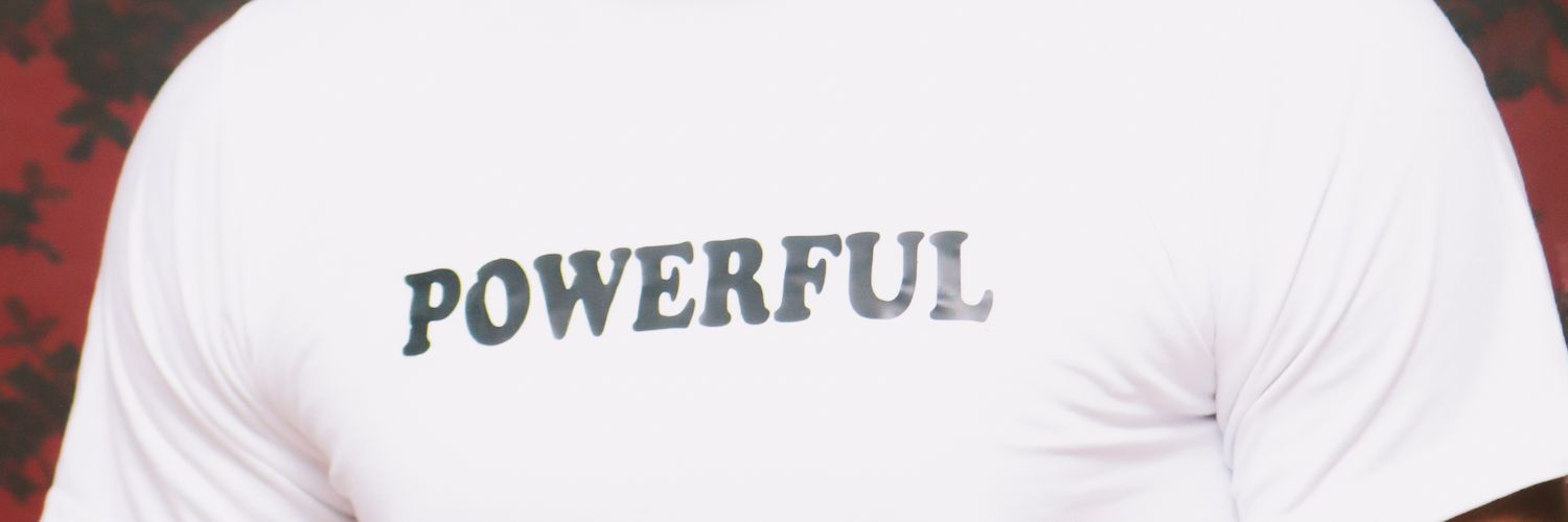 femeey's profile banner image