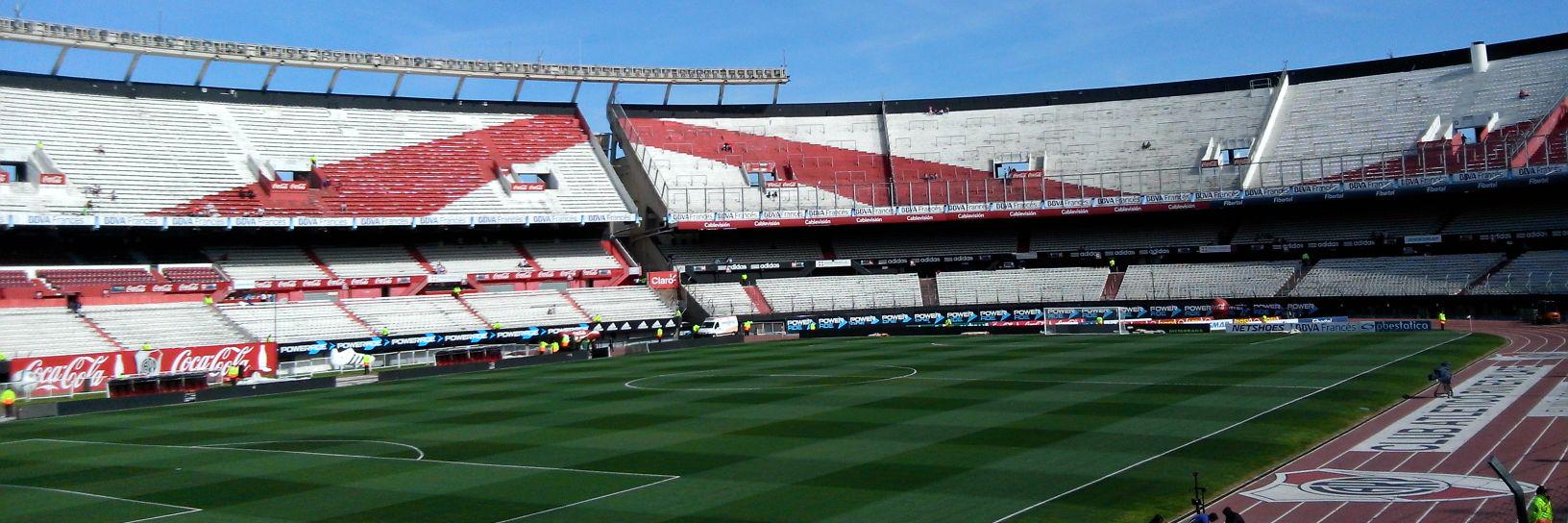 Emmanuel Chacón banner