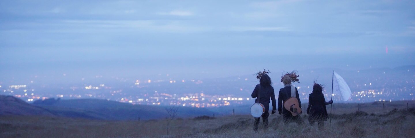 𝐅𝐄𝐀𝐓𝐇𝐄𝐑 𝐓𝐑𝐀𝐃𝐄 banner