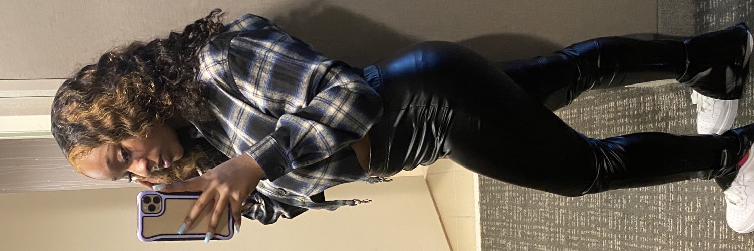 bmonae_'s profile banner image