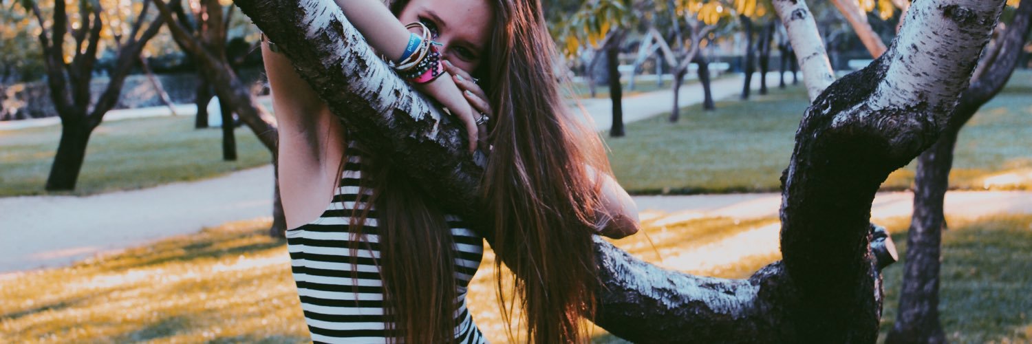 ElenaDilla's profile banner image