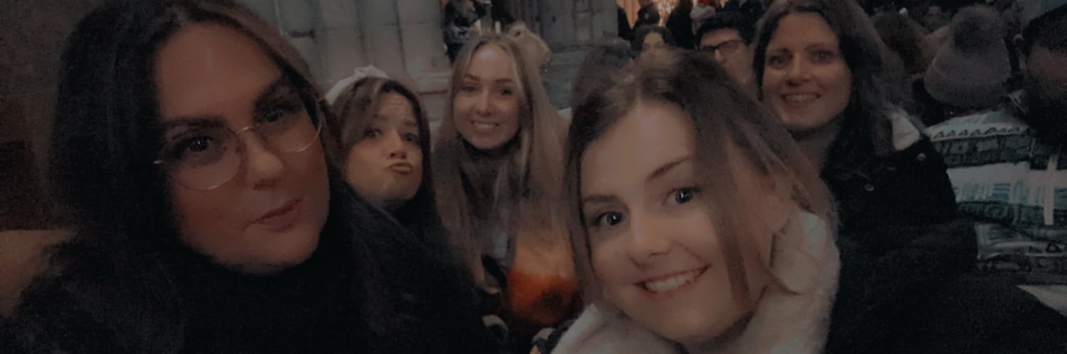 laurensaunders_'s profile banner image