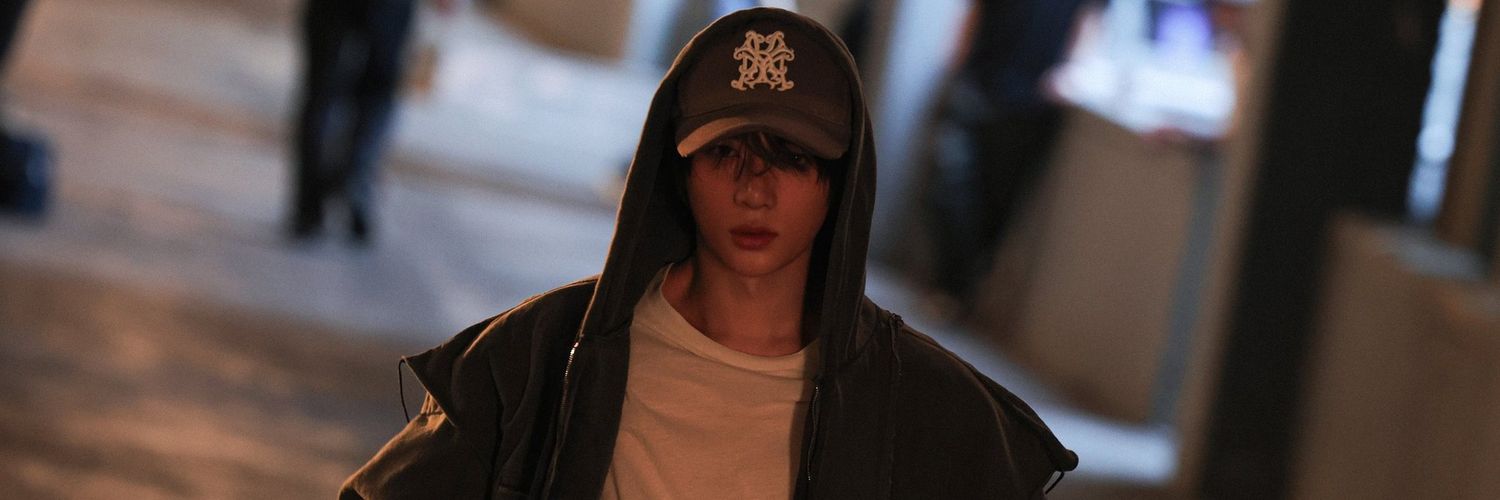 beomgaze's profile banner image