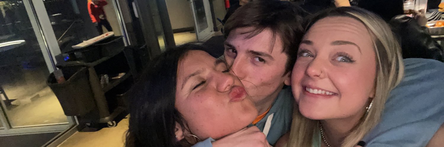 aubee1520's profile banner image