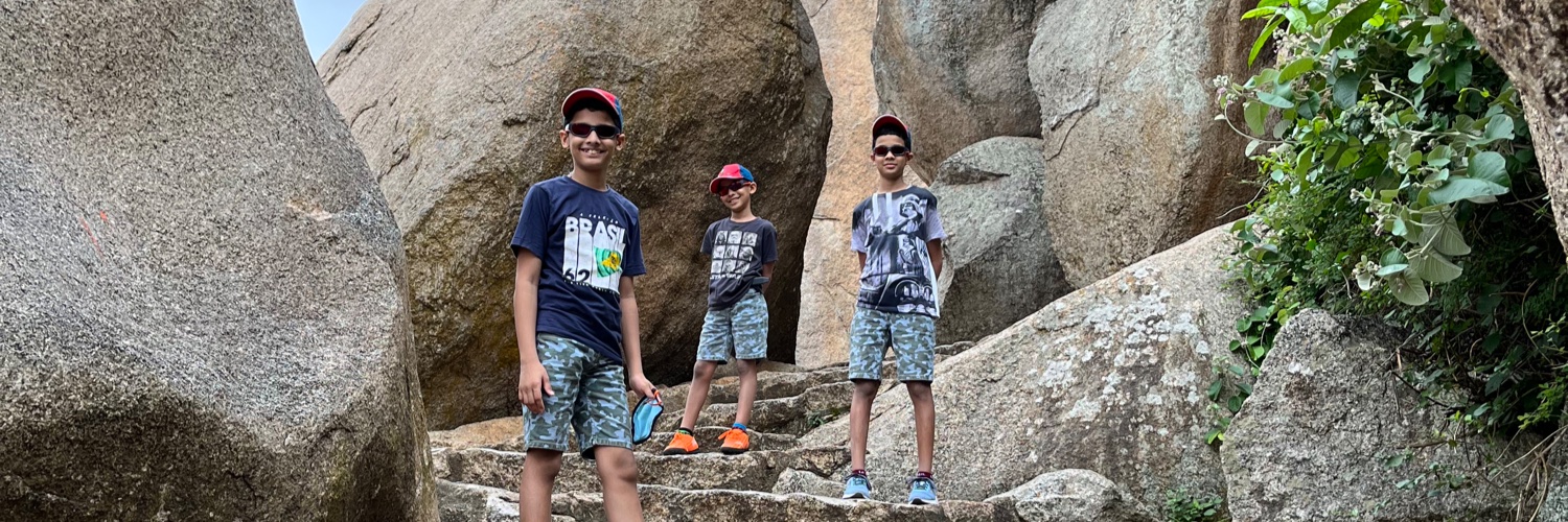i_Twins's profile banner image