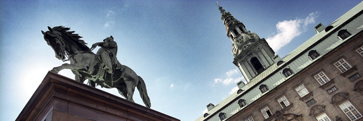Politik's profile banner image