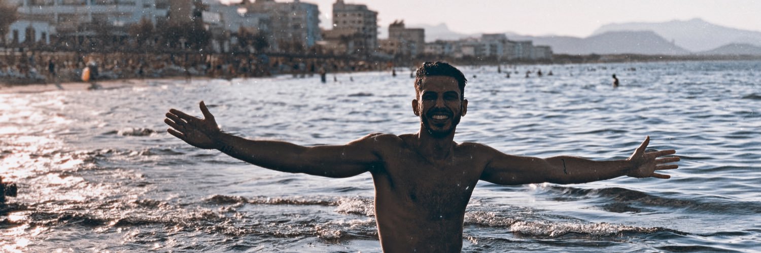 10Joorgee's profile banner image