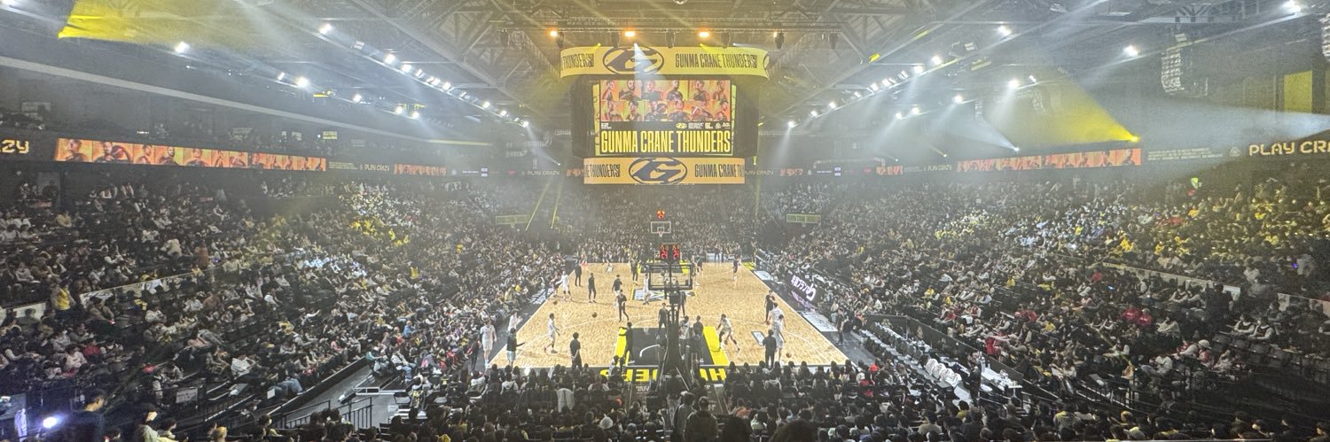 Step Back³² "basketball fan"🇩🇪🇺🇸🇯🇵⛹️‍♂️ banner