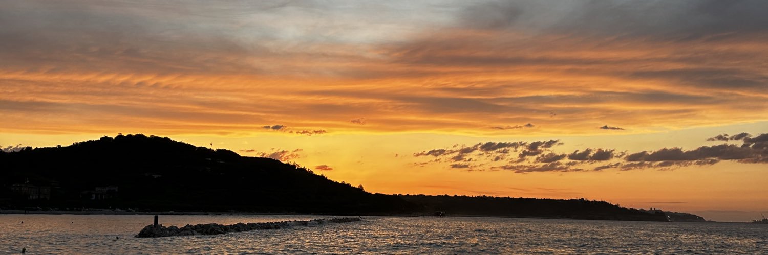 youarearrt's profile banner image
