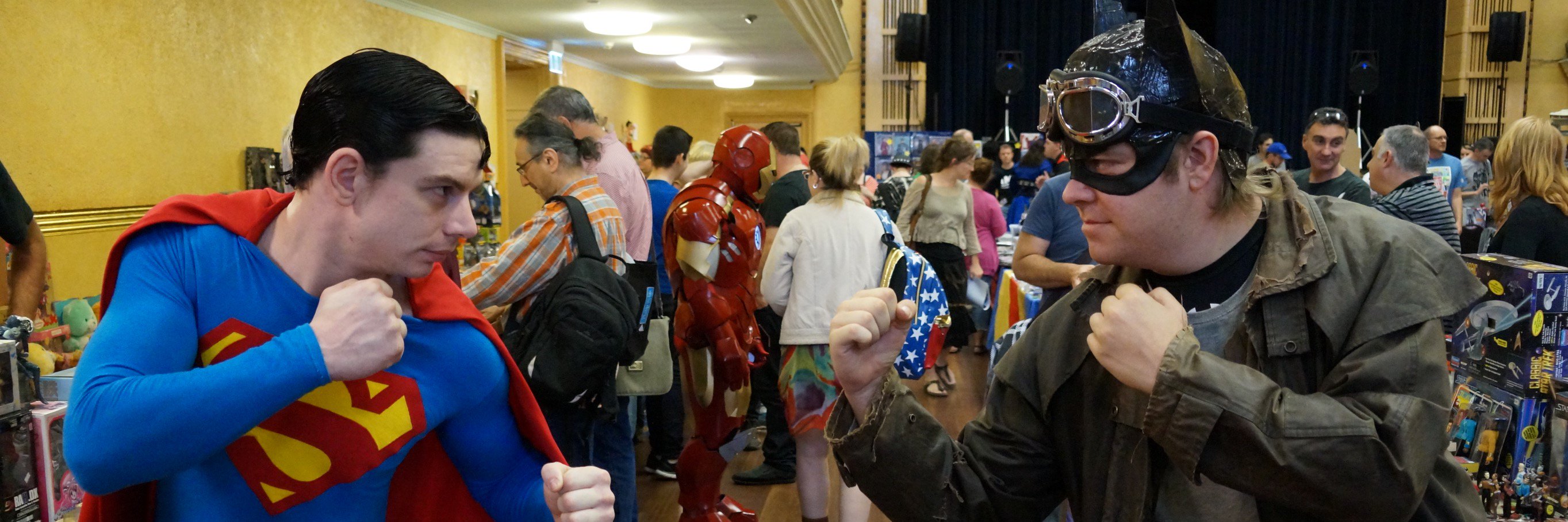 ComiXpoTweets's profile banner image
