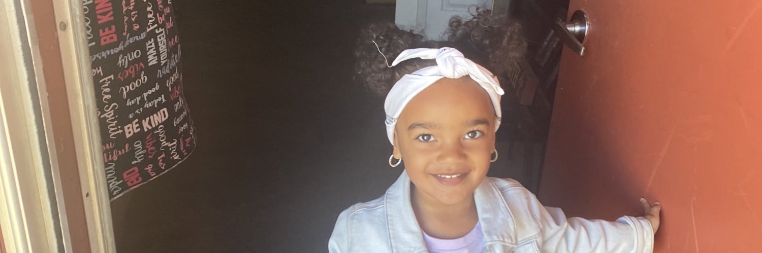 kelcinicole13's profile banner image