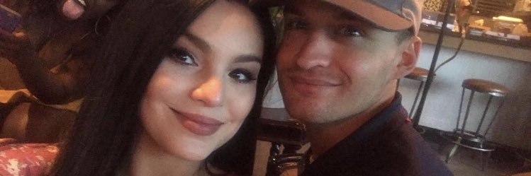 KristenMart's profile banner image