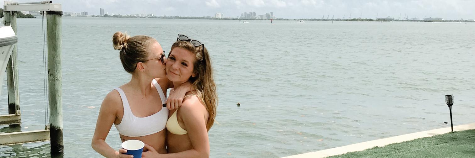 kayy_wee's profile banner image