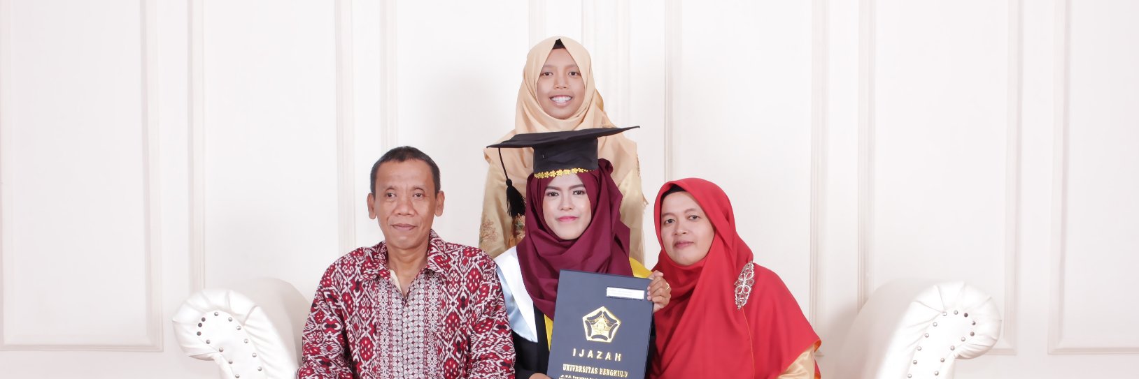 PrimaPertiwi24's profile banner image