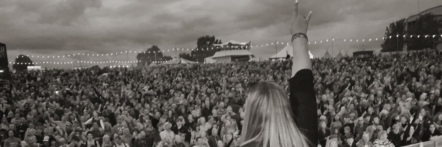 Kelly Bartlett banner