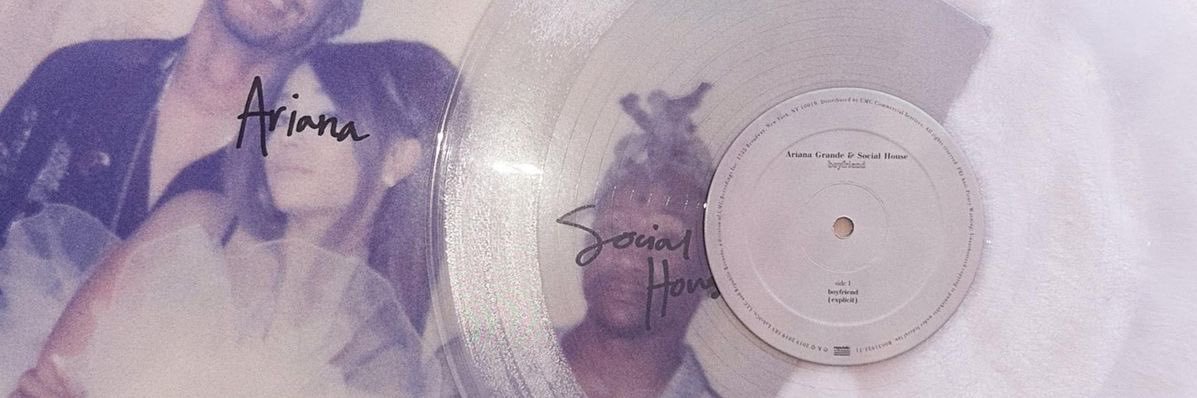 willow ꕤ tayriana stan .ᐟ banner