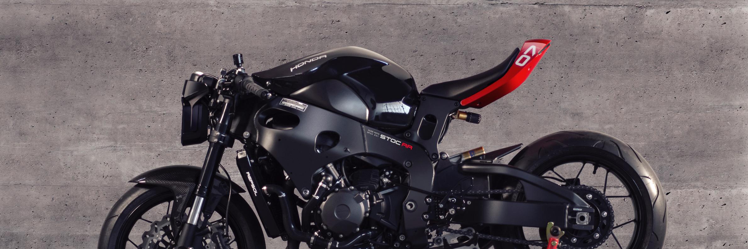 Huge MOTO banner