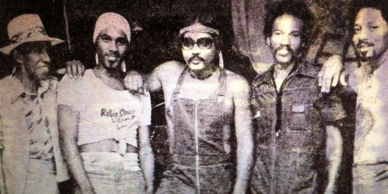 aaronneville's profile banner image