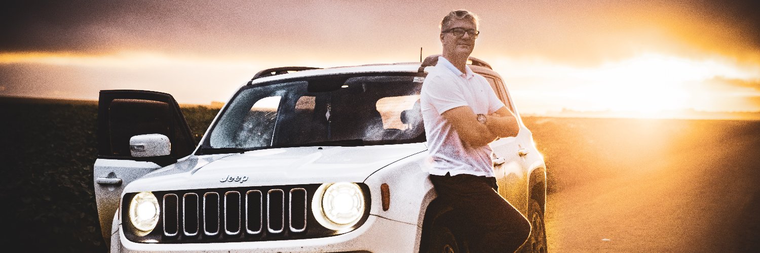 ClevtonDonini's profile banner image