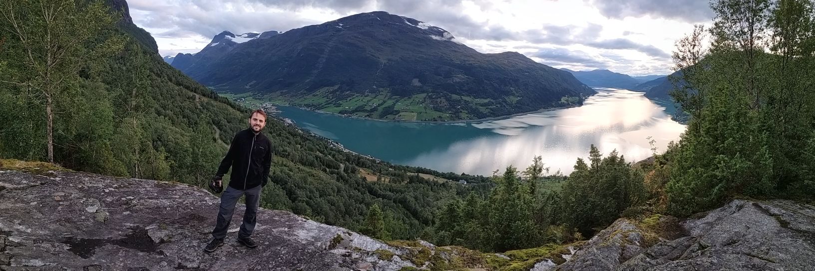 beltransen's profile banner image