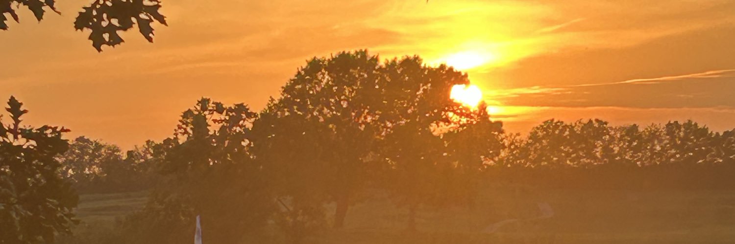 rocEnite's profile banner image