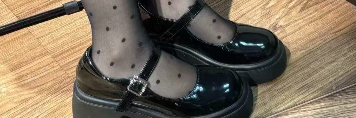 LilyroseTozz's profile banner image