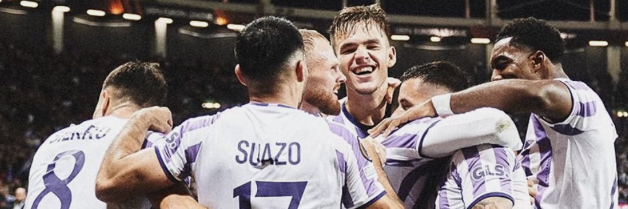 éva banner
