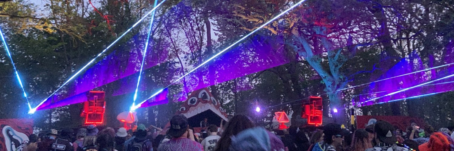 Cheyenne🧞‍♀️🌱 banner
