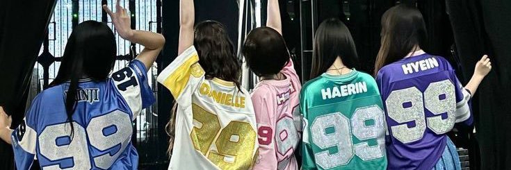 Gem finally saw NEWJEANS banner