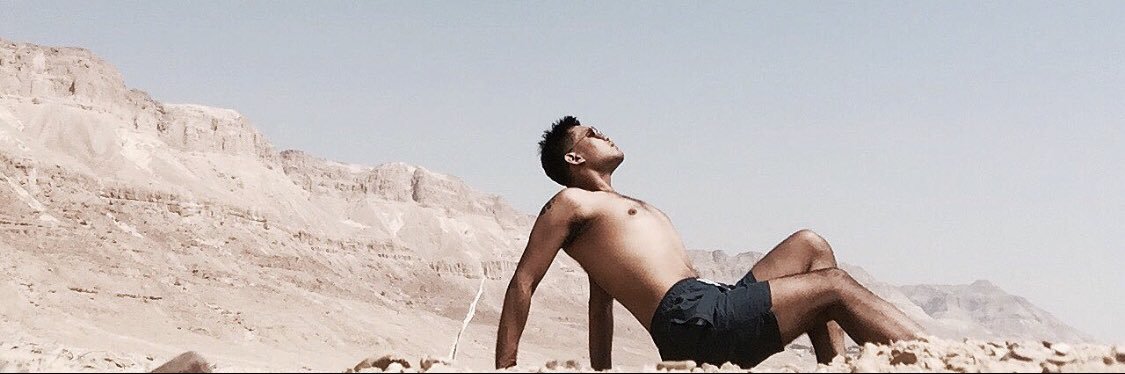YjuvTee's profile banner image