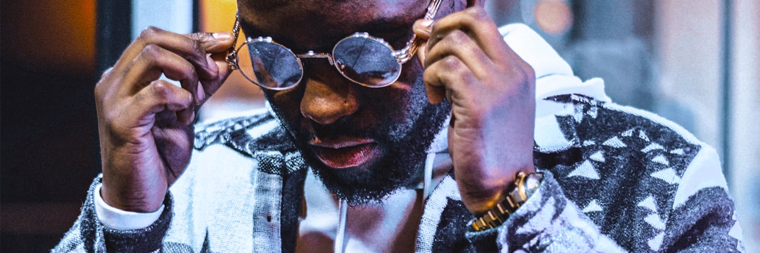 iamlogxn's profile banner image