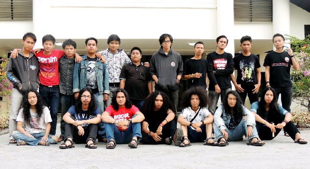 ___B13___'s profile banner image