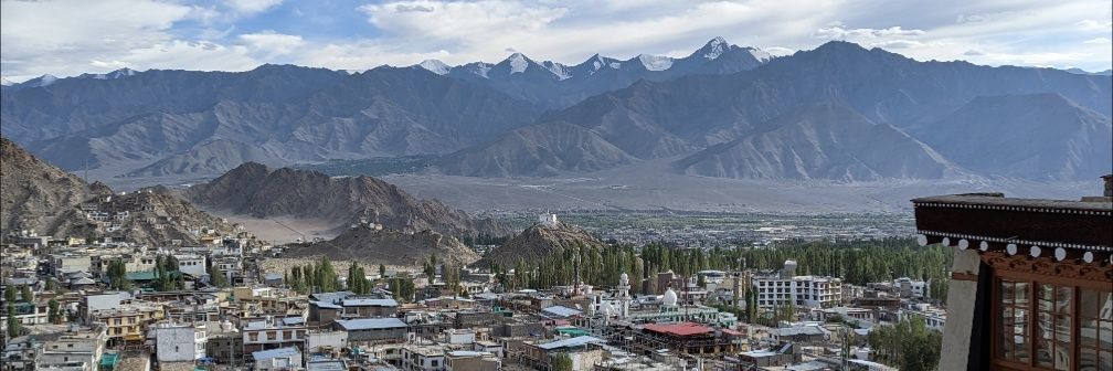 Uttam Tripathi banner