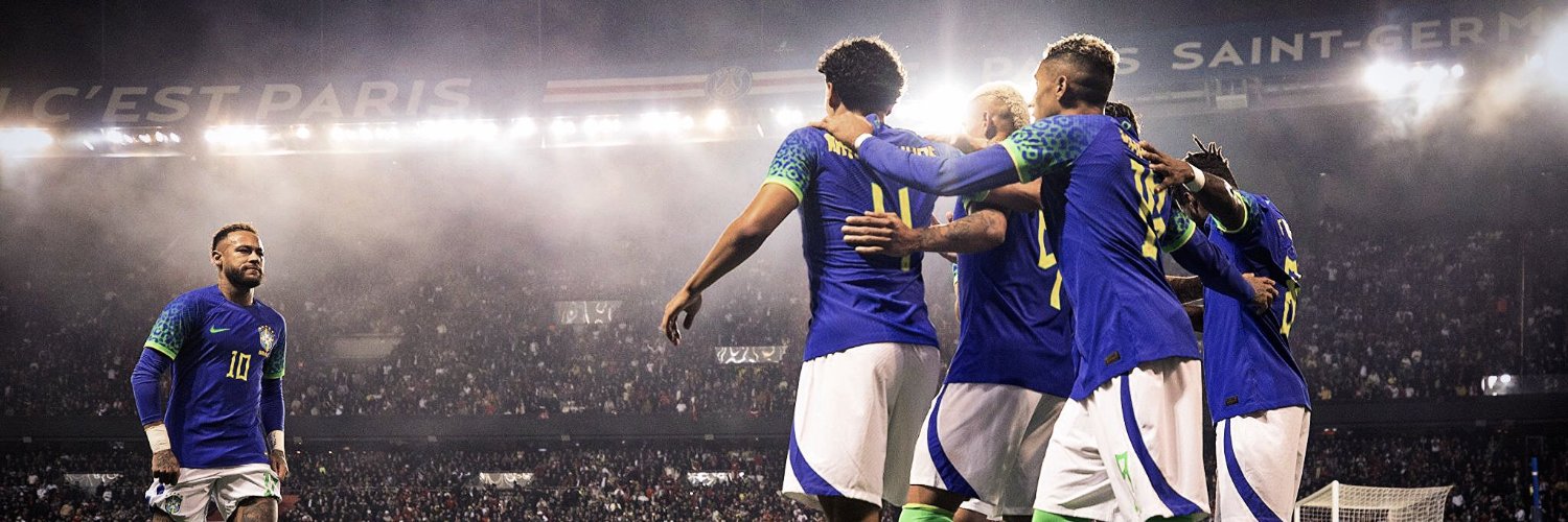 leocollatto's profile banner image