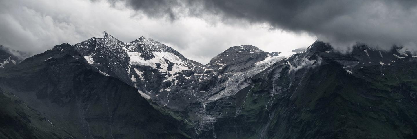 martinezdipace's profile banner image