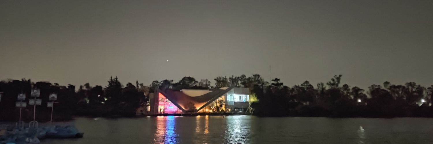 hcarreon's profile banner image